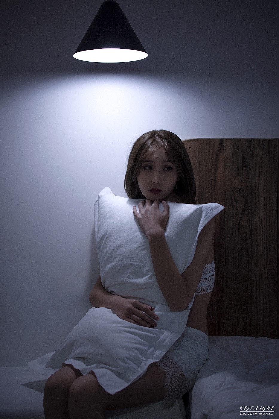 純白の少女 第19张图