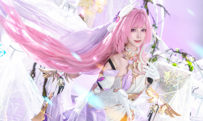 爱莉希雅「人之律者」cos 第5张图