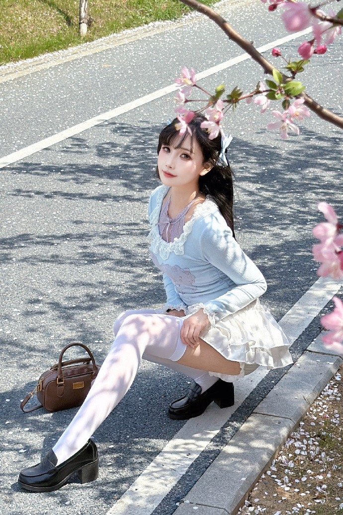 库存的樱花与甜妹～ 第1张图