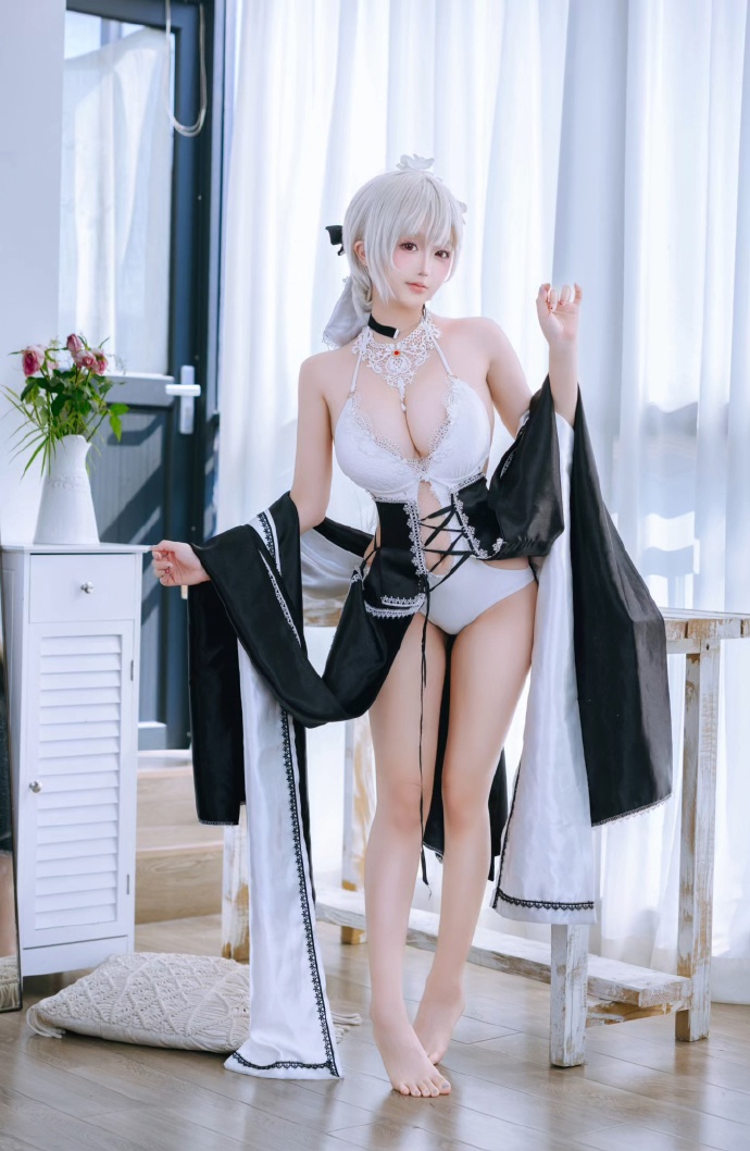 喜欢可畏的新装扮吗？指挥官♡ 第4张图